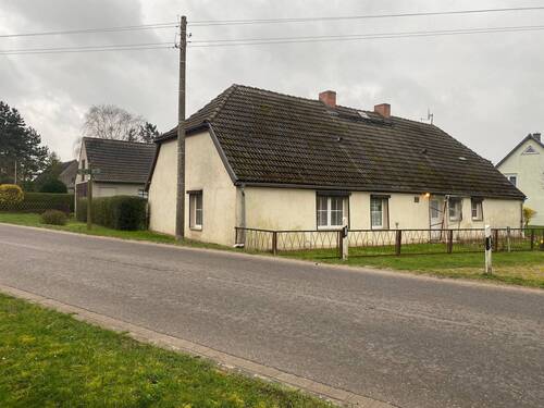 Frontansicht - 4 Zimmer Bauernhaus, Landhaus zum Kaufen in Knorrendorf