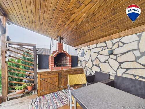 REMAX Immobilien DeLux Haus in Losheim am See - Britten zu verkaufen - 