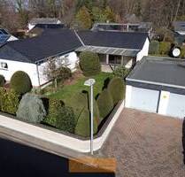 Winkelbungalow in naturnaher Lage mit Vollkeller und Doppelgarage! - Mechernich / Kommern-Süd