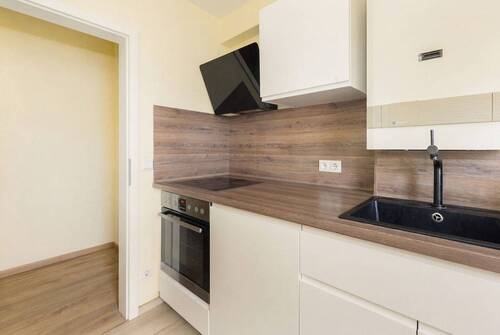 Moderne Einbauküche - Etagenwohnung mit 60,50 m&sup2; in Berlin zum Kaufen
