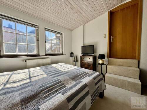 DG; Schlafzimmer - 