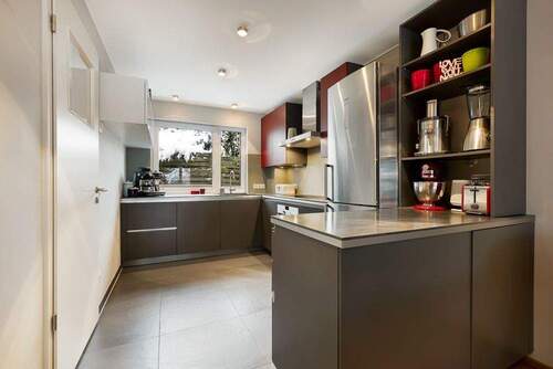 Offene Küche - Modern, nachhaltig & kindgerechtes Wohnen: Familienglück in Alt-Osdorf