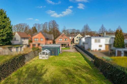 Luftbild Gartenseite - 3 Zimmer Einfamilienhaus in Itzehoe