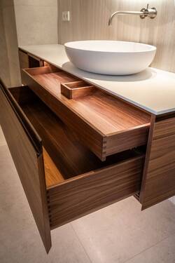 Maßgefertigte Unterschränke. - 