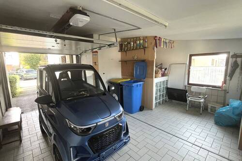 Garage - 