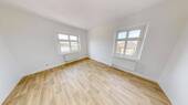 Wohnzimmer Vergleichswohnung - 3-Raum-Altbauwohnung mit Tageslichtbad