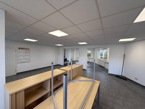 Eingangsbereich Büro - 