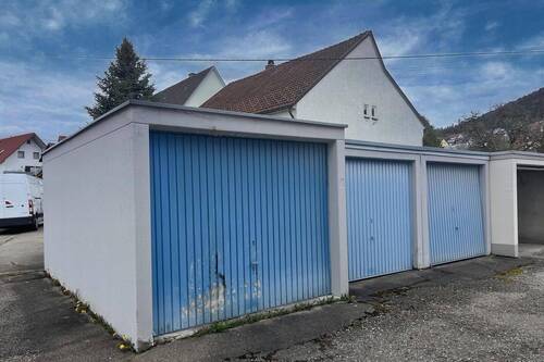 3 Einzelgaragen gegenüber - 