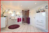 Badezimmer im Dachgeschoss Bild 2 - 