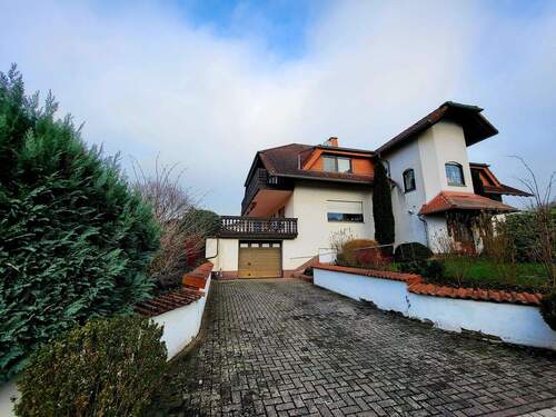 68820 - 2 Zimmer Mehrfamilienhaus, Wohnhaus in Kefenrod