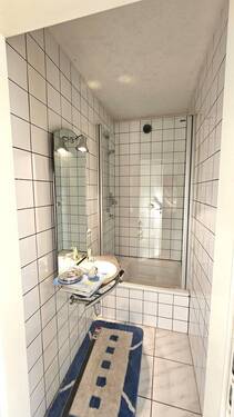 Dusche im Zimmer-1 - 