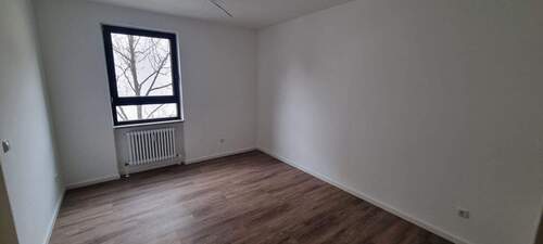 Büroraum 1 - 13 m² Büroraum in Münchens Schwanthaler Straße - ruhig, zentral, sofort frei