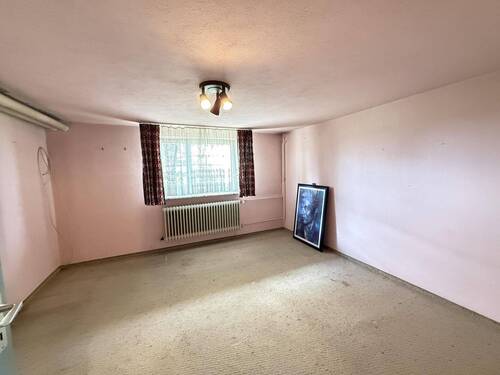 Zimmer im Untergeschoss - 