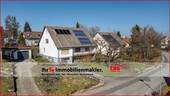 Hausansicht - Familienhaus mit moderner Gas-Hybridheizung, und Ausbaupotenzial