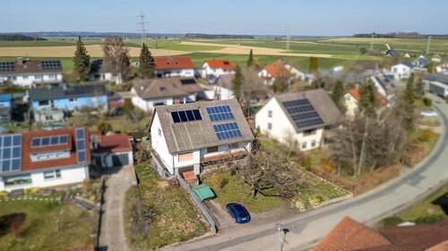 Luftbild - 5 Zimmer Einfamilienhaus zum Kaufen in Mühlingen