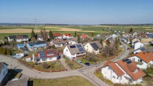 Luftbild - 5 Zimmer Einfamilienhaus in Mühlingen