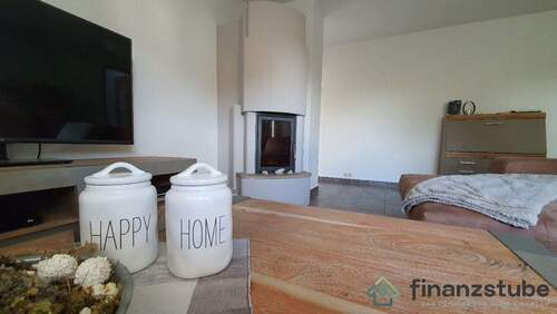 Wohnzimmer mit Kamin - 