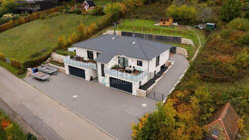 Außenansicht - Exklusives Zweifamilienhaus mit hochwertiger Ausstattung und flexibler Nutzung