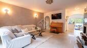 Wohn- /Esszimmer Wohnung links - 