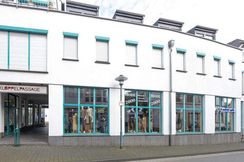 Straßenansicht Schaufenster - Gewerbeeinheit in sehr guter Lage von Polch! Sofort bezugsfrei - starten Sie Ihr Business jetzt!