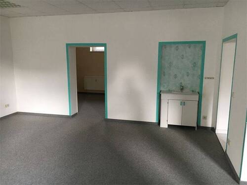 Zimmer 1 - 5 Zimmer Büro zur Miete in Bottendorf