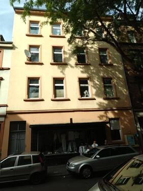 Straßenseite - Mehrfamilienhaus für Investor - 719.000,00&nbsp;EUR Kaufpreis, ca.&nbsp; 438,00&nbsp;m&sup2;&nbsp;Wohnfl&auml;che