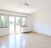 Zentrale 2-Zimmer-Wohnung in Bad Cannstatt mit Balkon und viel Stauraum - Stuttgart