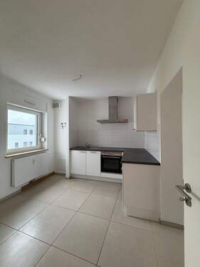 Küche - Großzügige 2-Zimmer-Wohnung mit EBK und Balkon in zentraler Lage**Besichtigung am 28.10. um 17 Uhr**
