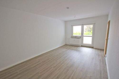 Wohn/Schlafbereich - 1 Zimmer Etagenwohnung zur Miete in Halle (Saale)