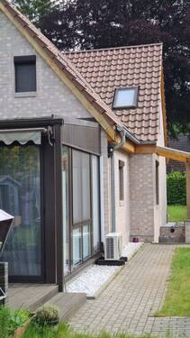 Seitenansicht des Hauses - 