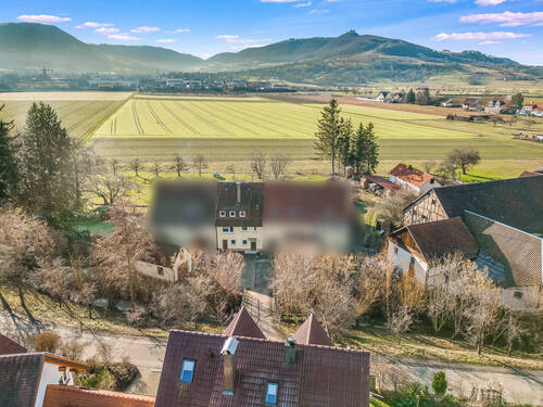 Hausansicht mit Blick zur Teck - 