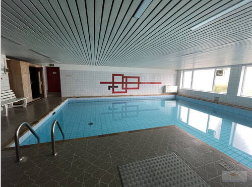 Schwimmbad (1) - 