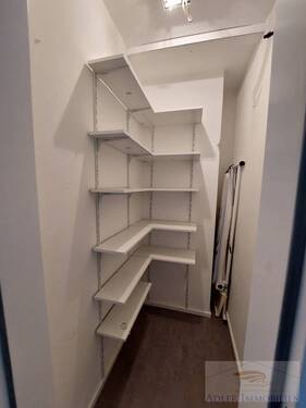 Abstellkammer - 