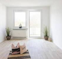 Ein gemeinsames Wohnglück mit Balkon, Duscheu.Wanne - Chemnitz Bernsdorf
