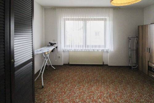 Schlafzimmer EG - 
