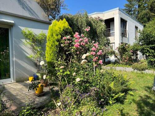 Außenansicht - 5 Zimmer Etagenwohnung zur Miete in Karlsruhe / Grötzingen