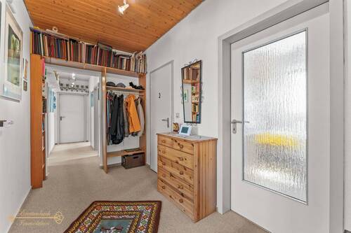 Flur - 5 Zimmer Einfamilienhaus in Wulsbüttel