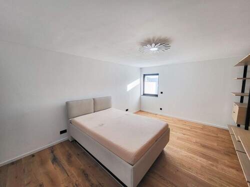Schlafzimmer EG - 