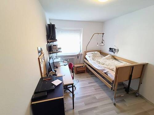 Kinderzimmer/Büro - 