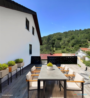 Nord-Seite mit Terrasse - 