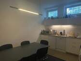Meetingraum und Küche - Büro in Berlin zur Miete
