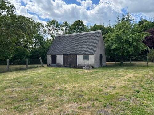 Garage und Nebengelass - 