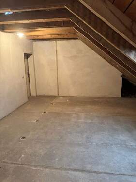 Dachboden Aufnahme 4 - Etagenwohnung mit 83,00 m&sup2; in Bayreuth zum Kaufen