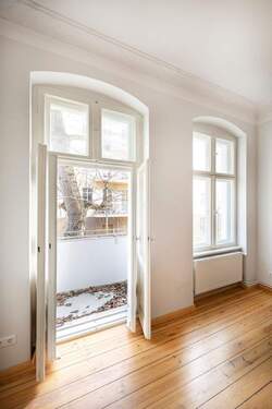 Zimmer 1 - Traumwohnung im Altbau mit Balkon - bezugsfreie 2-Zimmer-Perle im begehrten Prenzlauer Berg!