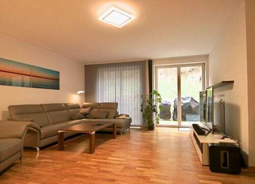 Wohnzimmer I - 3 Zimmer Etagenwohnung zur Miete in Heppenheim