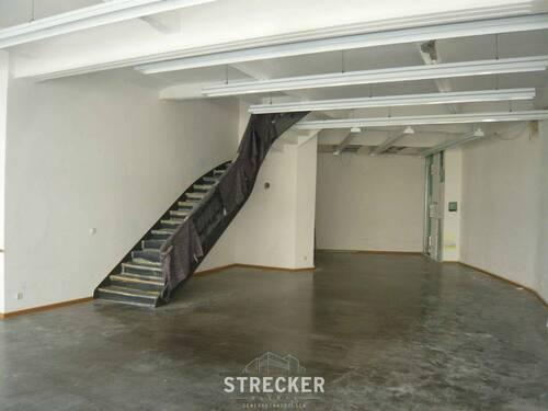 Raumbeispiele V - Bürohaus - leerstehend - in Citylage von Karlsruhe - unweit vom Schloß und der Uni