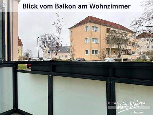 Blick vom Balkon am Wohnzimmer - 