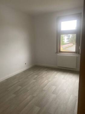 Bahndamm 2.jpg - 4 Zimmer Etagenwohnung zur Miete in Ilmenau