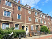 Hausansicht - Vermietete 3 Zimmerwohnung, am Puls der StadtNeustadt.