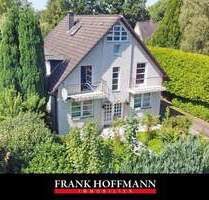 Zweifamilienhaus mit Potenzial in Hamburg-Volksdorf